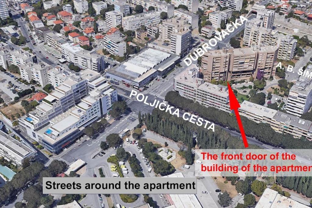 Eurit Apartment Shown In Detail Split Exterior photo